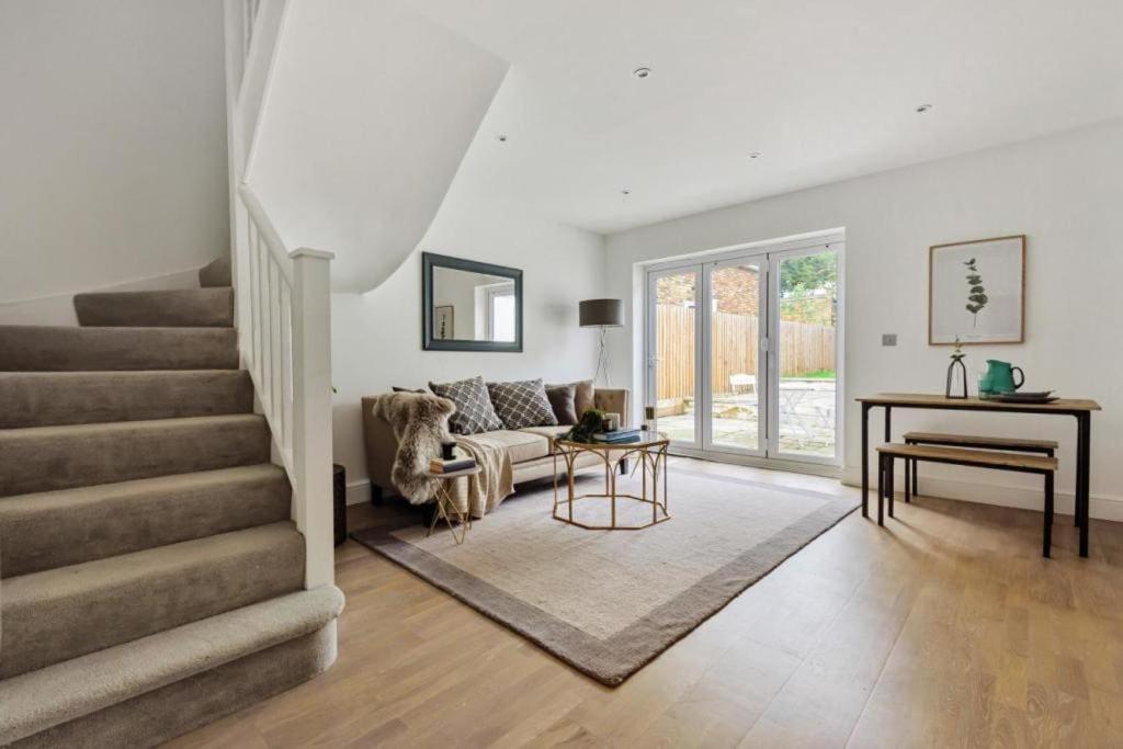 Amazing 3 Bed Interior Designed House With Garden - 114 The Hervey London Eksteriør bilde