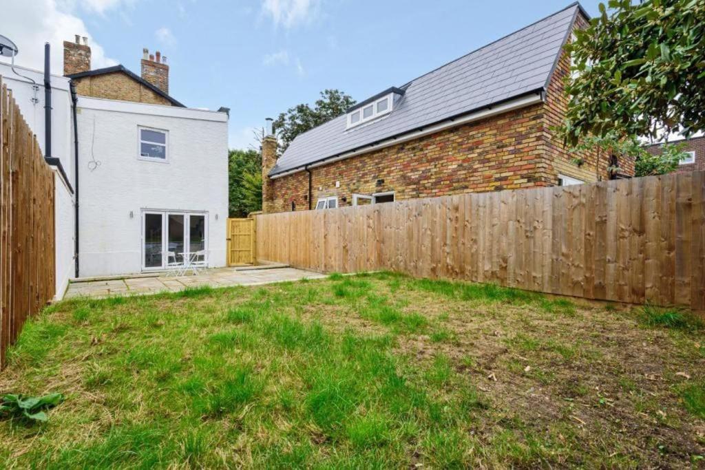 Amazing 3 Bed Interior Designed House With Garden - 114 The Hervey London Eksteriør bilde